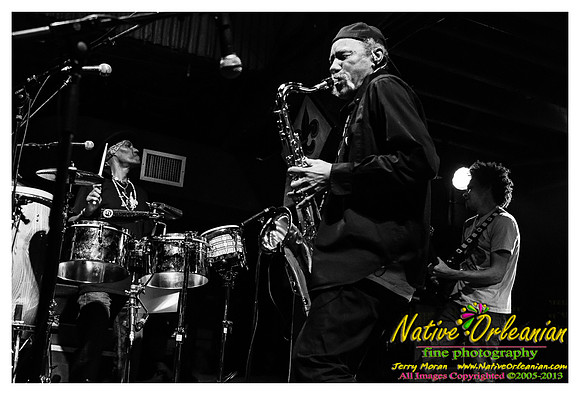 the_nevilles_tipitinas_jm_012613_010