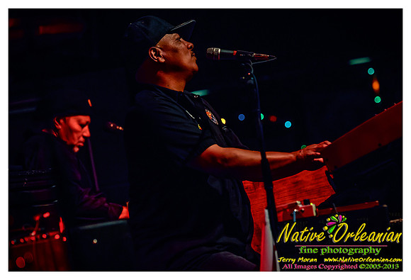 the_nevilles_tipitinas_jm_012613_012