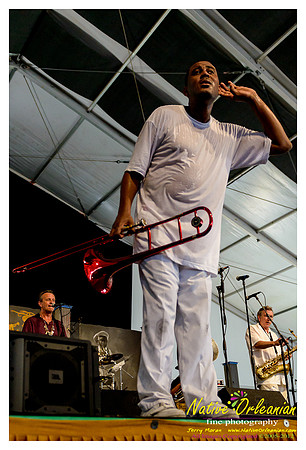 glen_david_andrews_jazz_fest__jm_050612_006