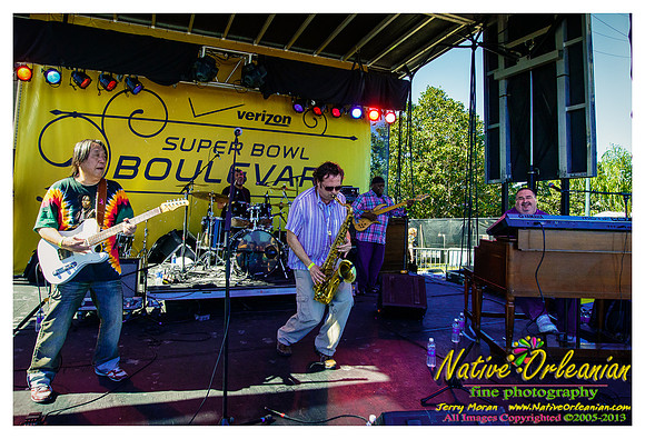 papa_gros_funk_super_bowl_jm_020313_007