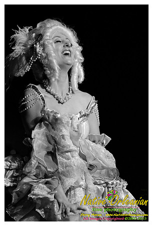 fleur_de_tease_lycee_francais_fundraiser_jm_031013_009