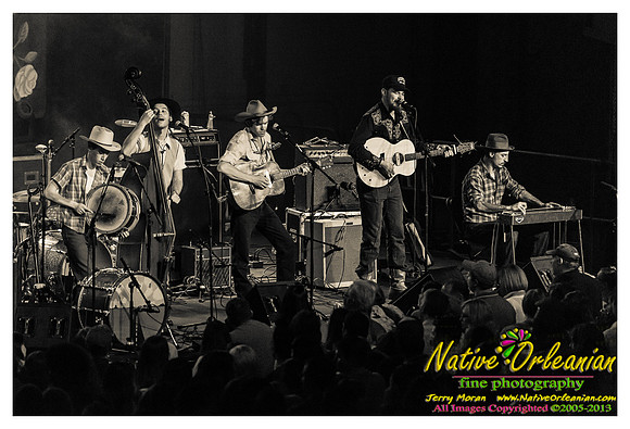 sam_dores_and_riley_downing_sugar_mill_jm_031513_003