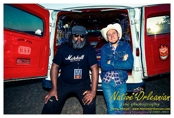 alvin_youngblood_hart_tbois_blues_fest_jm_040513_002