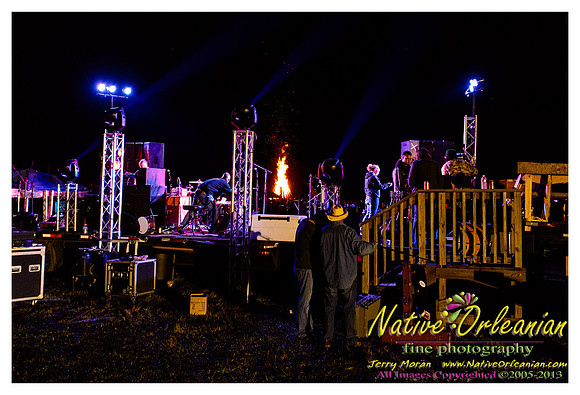 alvin_youngblood_hart_tbois_blues_fest_jm_040513_005