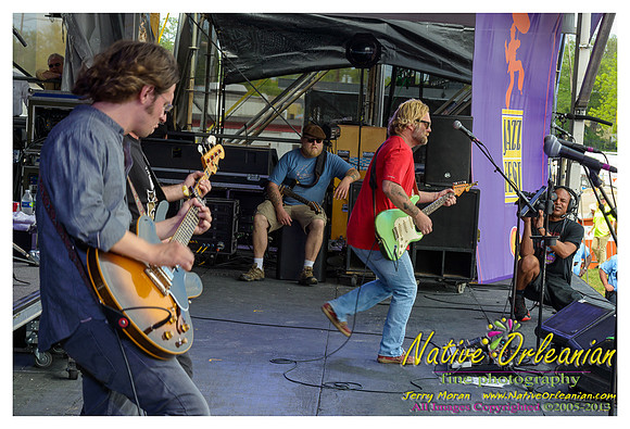 anders_osborne_jazz_fest_jm_042613_004