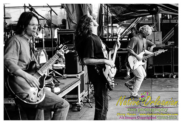 anders_osborne_jazz_fest_jm_042613_005