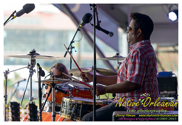 anders_osborne_jazz_fest_jazz_fest_jm_042613_014