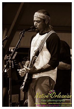 ben_harper_jazz_fest_jm_042713_008