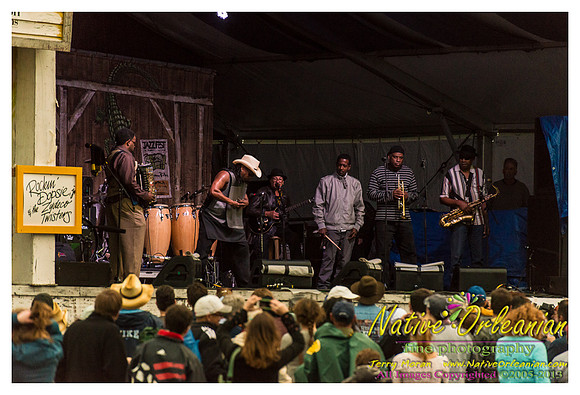 rockin_dopsie_jazz_fest _orleans_deluxe_orchestra_jazz_fest_jazz_fest_jm_050313_001