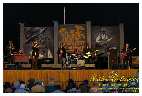 ernie_vincent_and _the_top_notes_jazz_fest_jm_050513_001