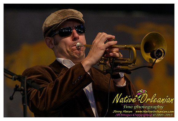 ernie_vincent_and _the_top_notes_jazz_fest_jm_050513_005