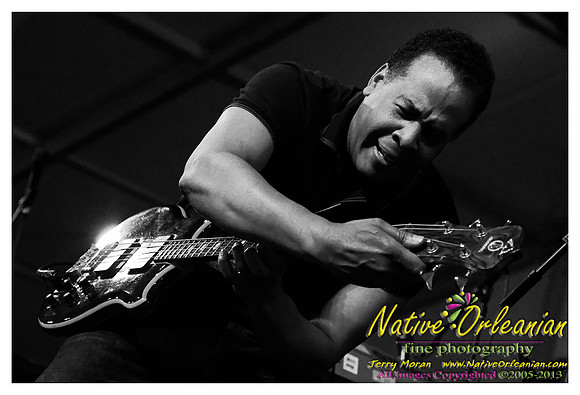 stanley_jordan_jazz_fest_jm_050413_006