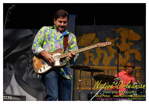 tab_benoit_jazz_fest_jm_050313_005