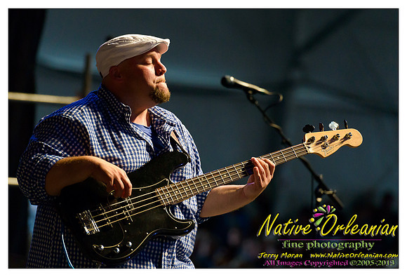 tab_benoit_jazz_fest_jm_050313_009