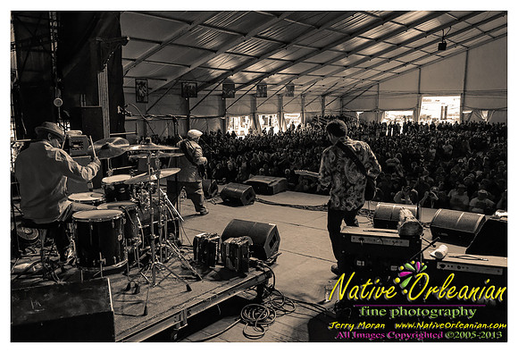 tab_benoit_jazz_fest_jm_050313_012
