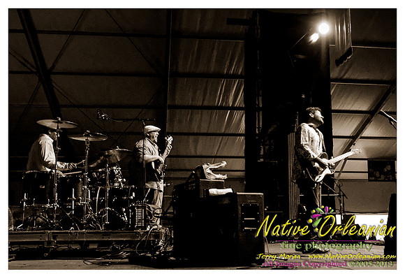 tab_benoit_jazz_fest_jm_050313_014