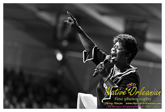 irma_thomas_gospel_tent_jazz_fest_jm_050313_001
