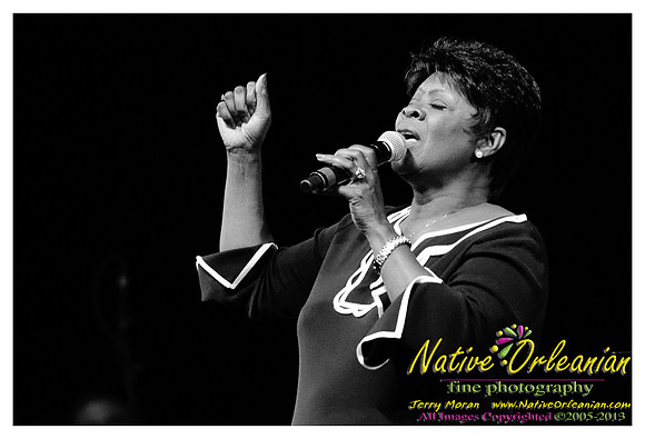 irma_thomas_gospel_tent_jazz_fest_jm_050313_009