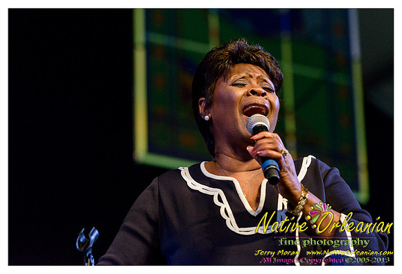 irma_thomas_gospel_tent_jazz_fest_jm_050313_005