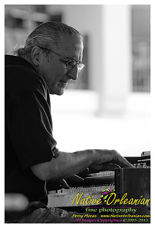 joe_krown_trio_jazz_fest_jm_050413_008