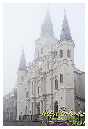 st_louis_cathedral_fog_jm_110508