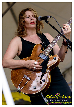 dayna_kurtz_jazz_fest_jm_050312_003