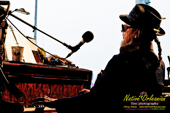 drjohnjf2010_jm_002