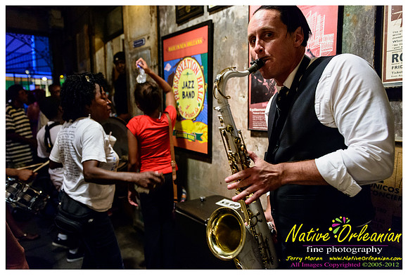 uncle_lionel_wed_second_line_jm_071112_019