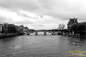Leaving the Louvre one day caught this nice view......