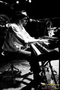 Some images from Dr. John and  and his Mystickel Majickel Mystery Band at the Howlin Wolf benefit to transport, and house Tribal Elders Tribal Elders to heal the
Gulf and the relief workers, along with Billy Iuso and the Restless Natives, both bands were on fire and Mac just took me away, great night, another one....
