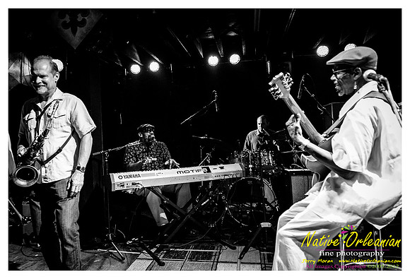 tipitinas_inst_a_comin_jm_043012_002