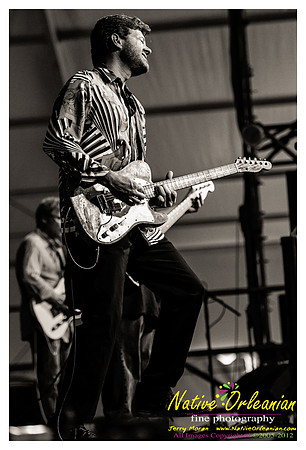 tab_benoit_jazz fest_jm_042912_004