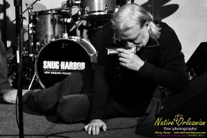 I caught a great show with Johnny Sansone over at Snug Harbor right before Mardi Gras a couple weeks ago,  really fillled up that room with his powerful harp playing, backed up by a great band including one of my favorite piano players Bob Andrews....While in Colorado with the VOW Allstars in early February, I  also had the opportunity to listen to an unmastered copy of Johnny