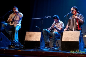 Here are some images from a really fun night during Jazz Fest 2011  at Le Petite Theatre  with The Southern Troubadours, Tab Benoit, Anders Osborne, Devon Allman, Mike Zito, Grayson Capps, Waylon Thibodeaux, and Mia Borders.  An excellent venue for an acoustic storytellin kind of night, a real nice change of pace during a real busy nonstop Jazz Fest......