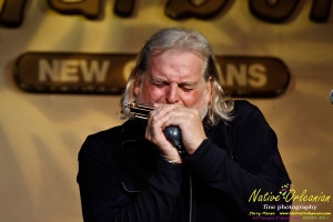 I caught a great show with Johnny Sansone over at Snug Harbor right before Mardi Gras a couple weeks ago,  really fillled up that room with his powerful harp playing, backed up by a great band including one of my favorite piano players Bob Andrews....While in Colorado with the VOW Allstars in early February, I  also had the opportunity to listen to an unmastered copy of Johnny