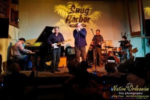I caught a great show with Johnny Sansone over at Snug Harbor right before Mardi Gras a couple weeks ago,  really fillled up that room with his powerful harp playing, backed up by a great band including one of my favorite piano players Bob Andrews....While in Colorado with the VOW Allstars in early February, I  also had the opportunity to listen to an unmastered copy of Johnny