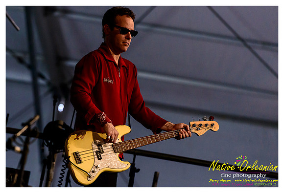 gary_clark_jr_jazz_fest__jm_042912_005