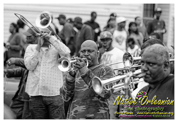 treme_sidewalk_steppers_20th_anniversary_second_line_jm_nofp_020214_010