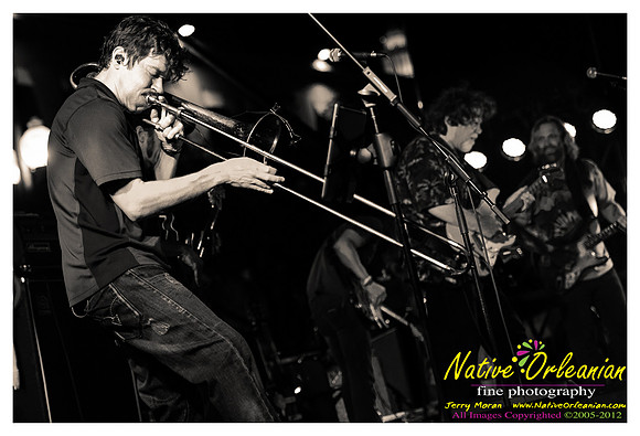 anders_osborne_harvest_lafayette_sq_jm_100312_029