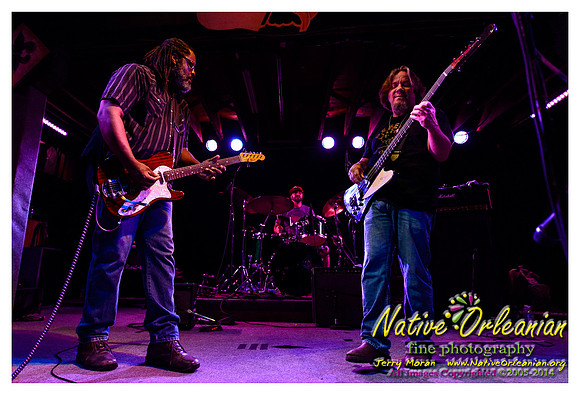 alvin_youngblood_hart_tipitinas_jm_060114_011