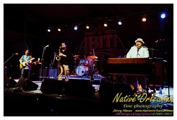 papa_grows_funk_french_quarter_fest_jm_041213_007