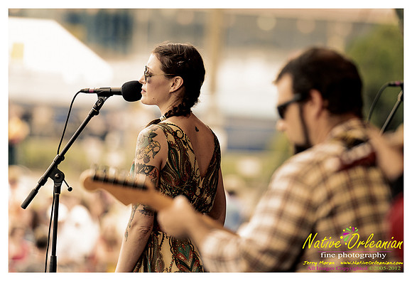 gal_holiday_jazz_fest__jm_042812_004