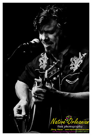 tommy_malone_chikie_wahwah_jm_102312_007