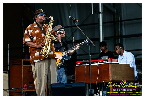 dirty_dozen_brass_band_jazz_fest_jm_050312_002