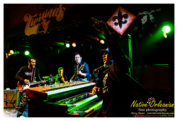 dragonsmoke_tipitinas_jm_042212_011
