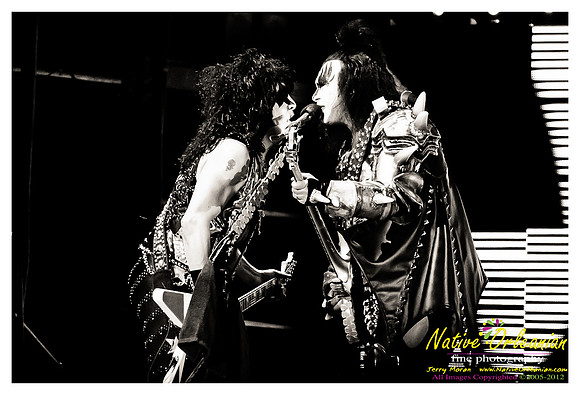 kiss_final4__jm_033012_008
