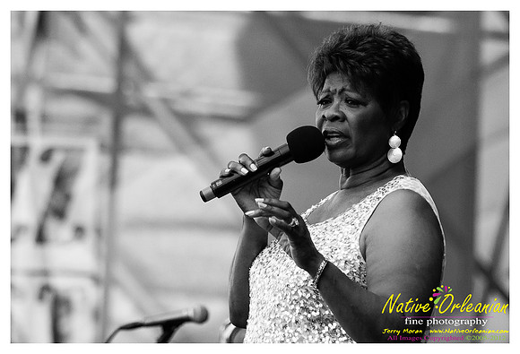 irma_thomas_jazz_fest_jm_050512_002