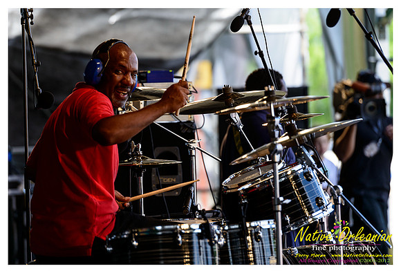 papa_grows_funk_jazz_fest_jm_042912_010