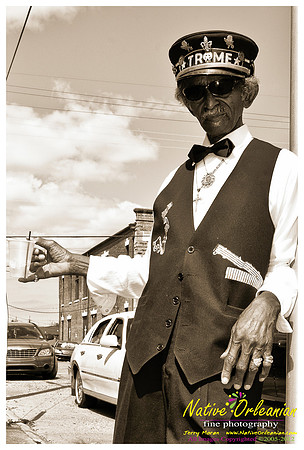 13x19_unclelionel