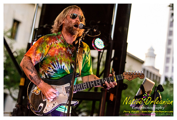 anders_osborne_harvest_lafayette_sq_jm_100312_011